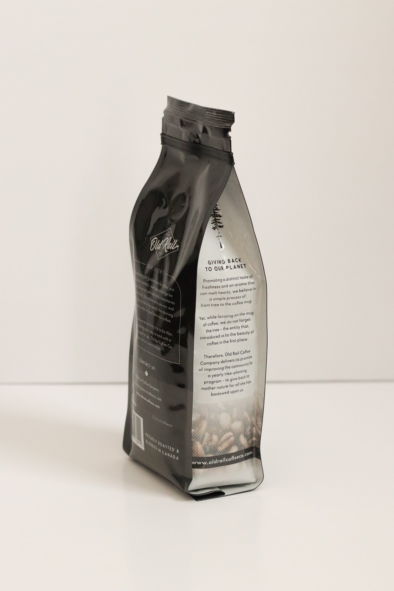Side of Coffee Bag, Eurostar Dark Old Rail Coffee, The Best Coffee To Start Your Day. A well balanced coffee that will even have your coffee grinder asking for more